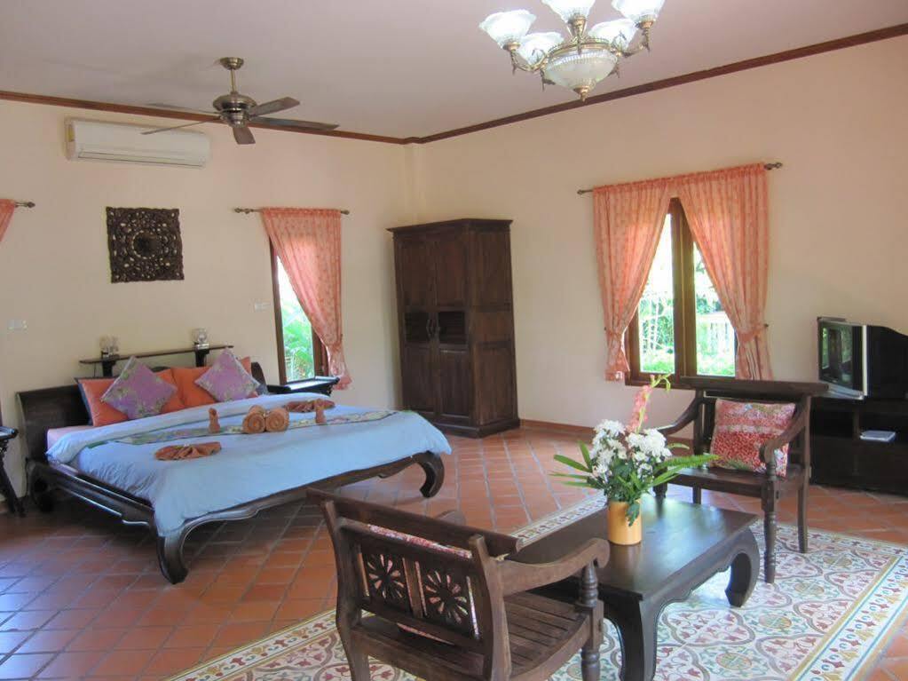 Tuna Resort Rawai Extérieur photo