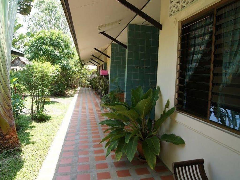 Tuna Resort Rawai Extérieur photo