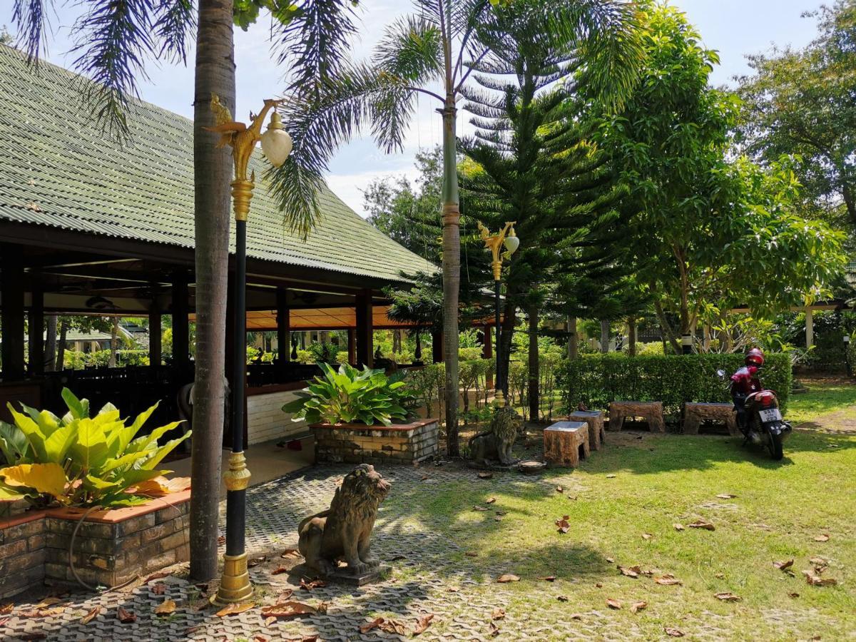 Tuna Resort Rawai Extérieur photo